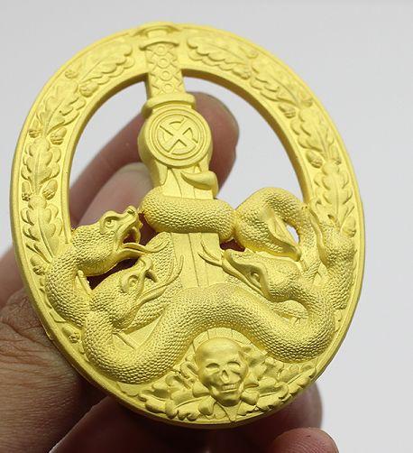 Anti-Partisan War Badge in Gold - Image 2