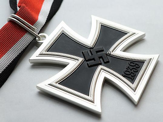 Knight's Cross of the Iron Cross - Image 4