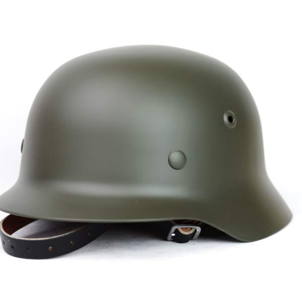 German Helmet M40 (Stahlhelm)