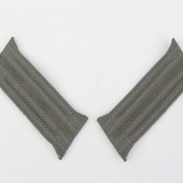 Wehrmacht M40 collar tabs