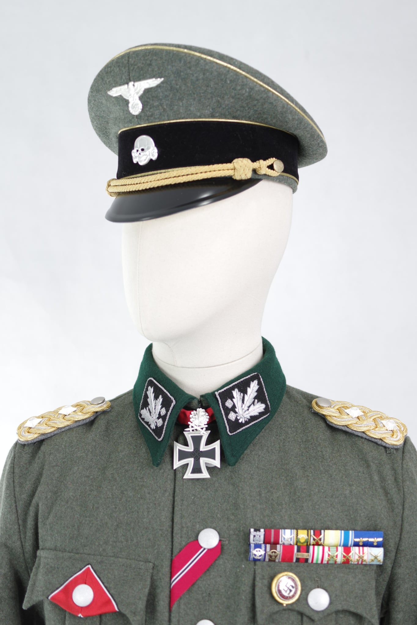 SS-Oberst-Gruppenführer Sepp Dietrich Full Uniform - Image 4