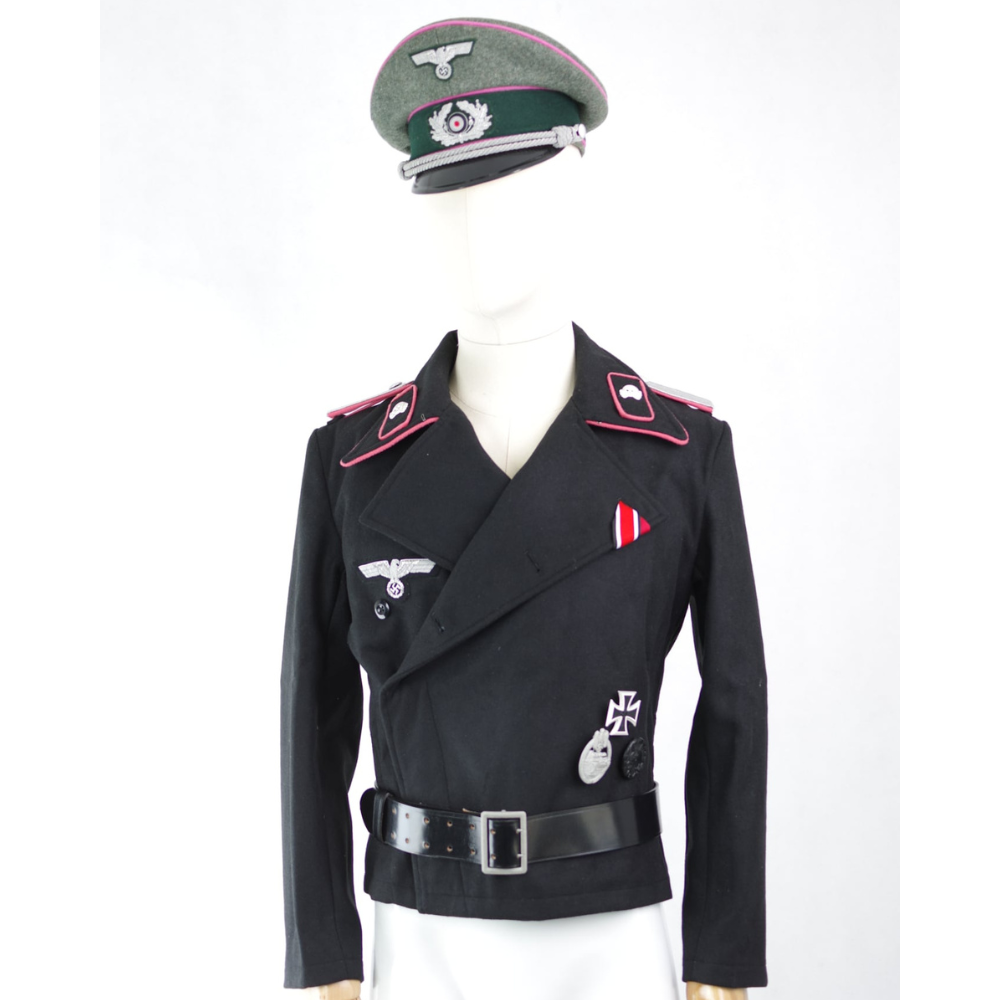 Wehrmacht Panzer Leutnant Full Uniform