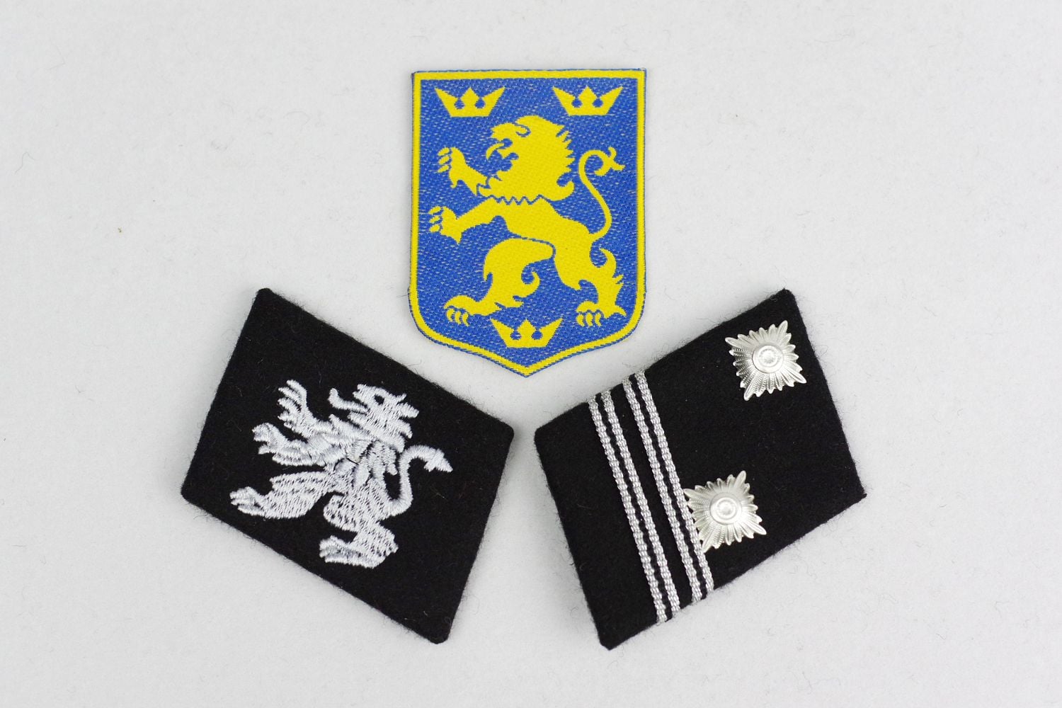 14th SS Division Galicia Insignia (various ranks) - Image 9