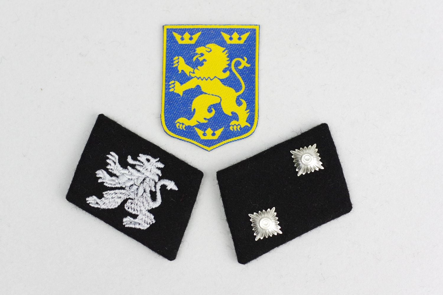 14th SS Division Galicia Insignia (various ranks) - Image 7