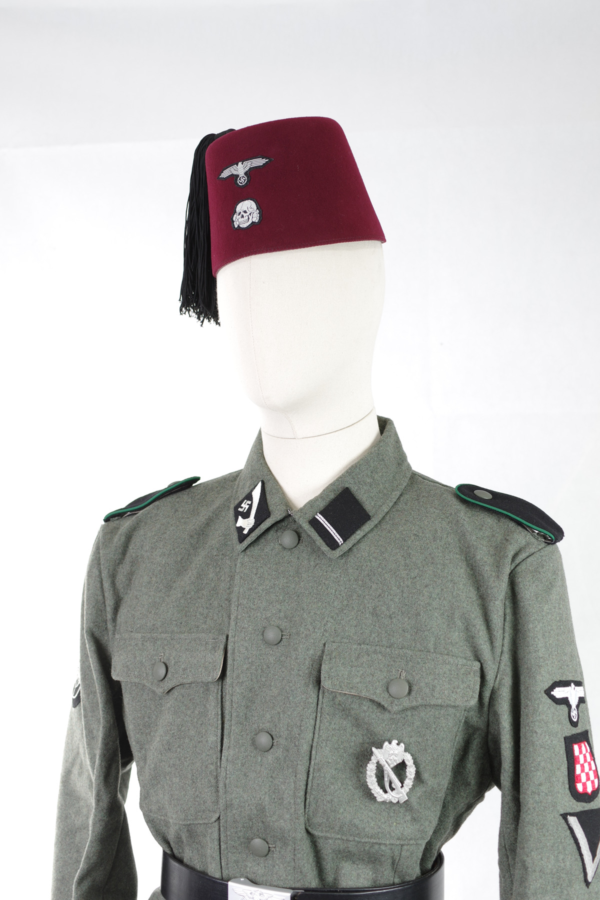 M42 SS Handschar Division Full Uniform Set - Image 2